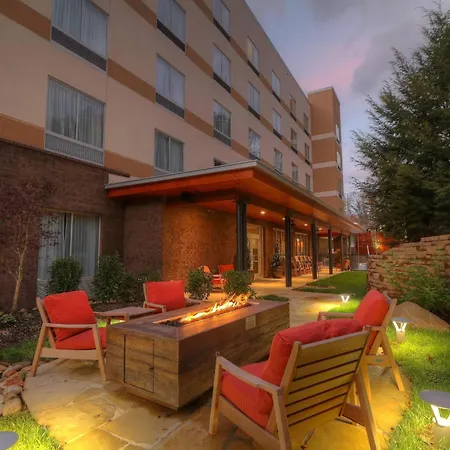 Fairfield Inn & Suites By Marriott Gatlinburg Downtown